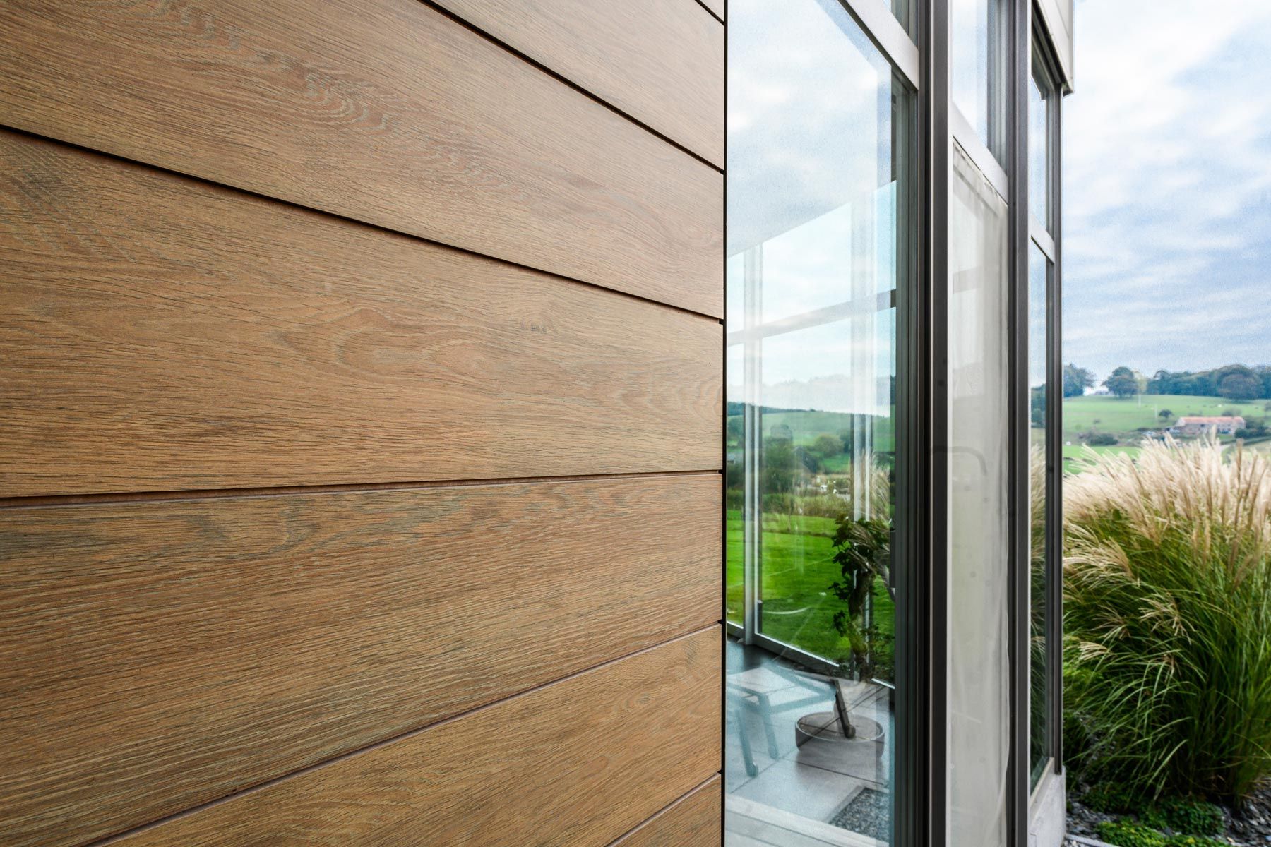 Detailaufnahme Trespa Pura in der Farbe Aged Ash.
